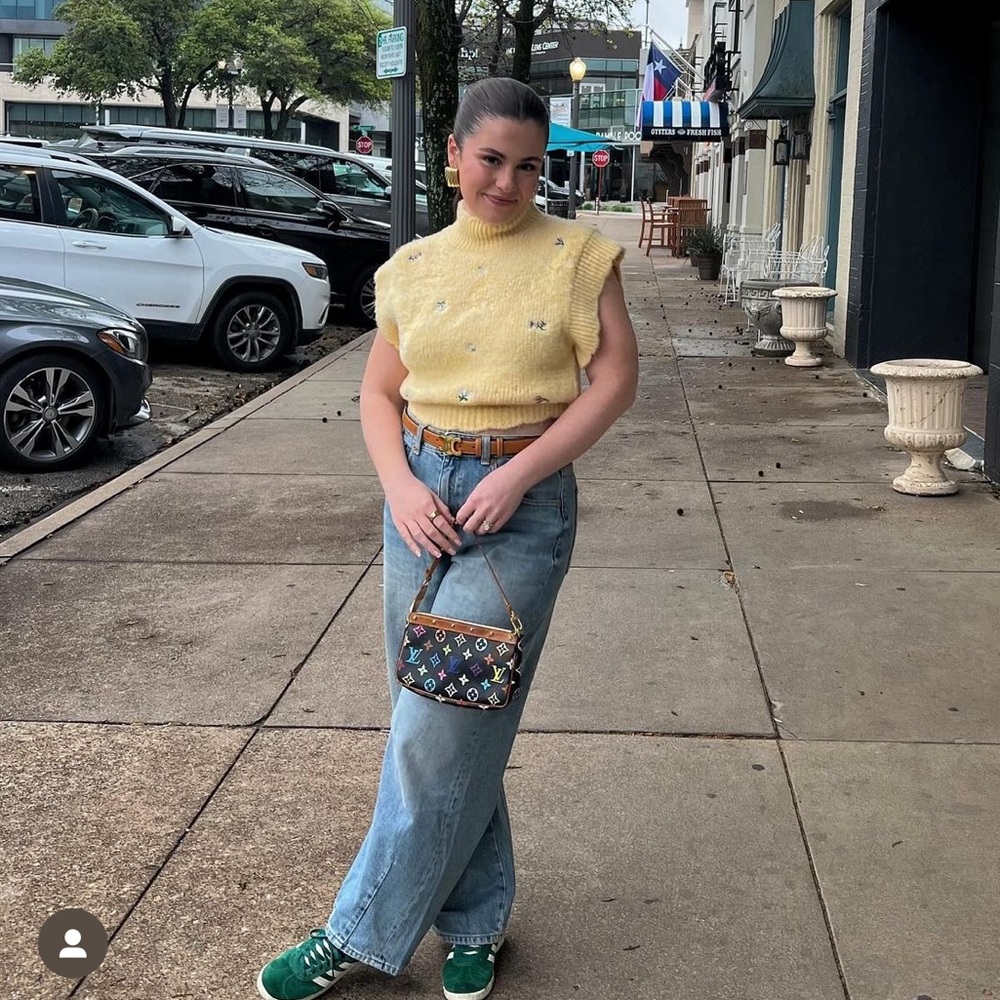 Zara yellow sleeveless sweater